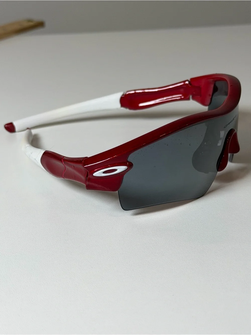 OAKLEY RADAR RANGE TEAM RED W/ BLACK IRIDIUM STRAIGHT STEM SUNGLASSES AUTHENTIC